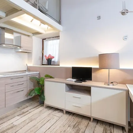 Romeo And Juliet Apartment *